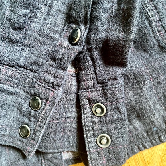 DEEP GREY PLAID HARLEY DAVIDSON COLLAR BUTTON UP WITH LONG SLEEVES - Picture 5 of 9